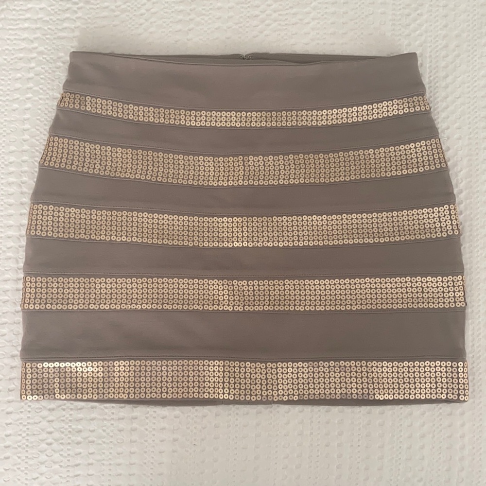 Express mid rise, gold sequence mini skirt